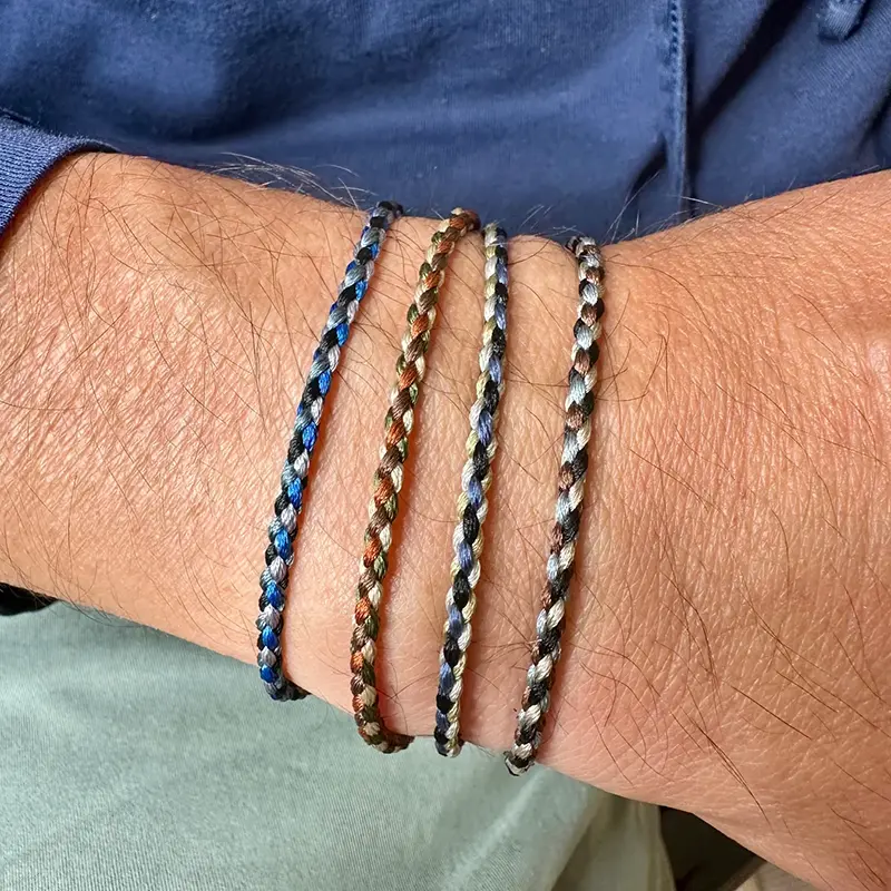 Hilo armband van LeJu London voor heren in diverse kleuren.